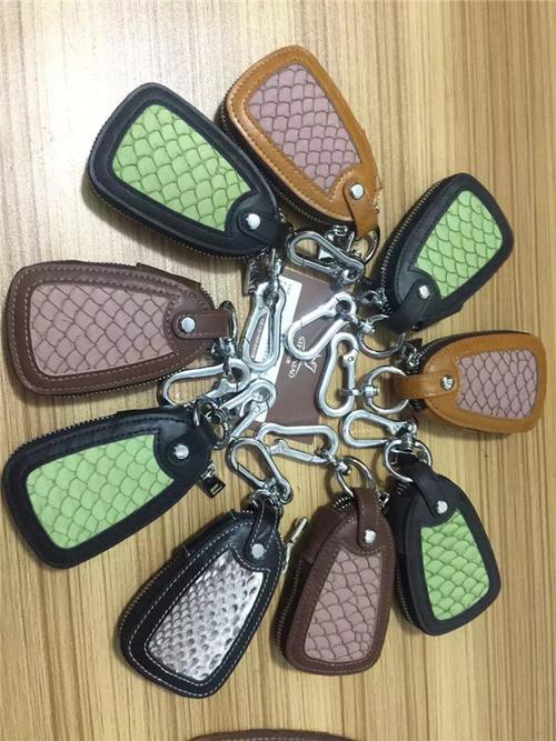 皮具批發(fā)市場的咨詢價(jià)值與潛在商機(jī)